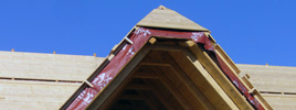 Rekonstrukce starého německého krovu - spojej sou tvořený dřevěnými kolíky 